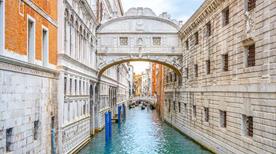 Venezia, il Ponte dei Sospiri