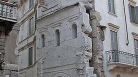Porta dei Leoni