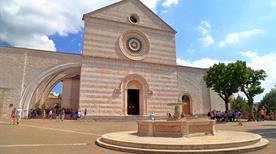 Assisi, Basilica di Santa Chiara