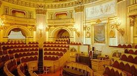 Saal des Subalpinischen Parlaments
