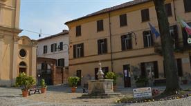 Portacomaro