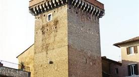 Torre dei Borgia - >Roma