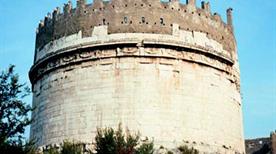Mausoleo di Cecilia Metella - >Roma