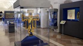 Museo del Tesoro della basilica di San Francesco - >Assisi