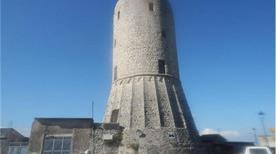 Torre Angioina - >Castelcivita