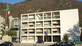 Casa del Fascio - >Como