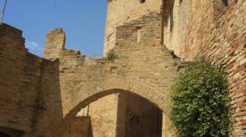 Mura Castellane - >Monterubbiano