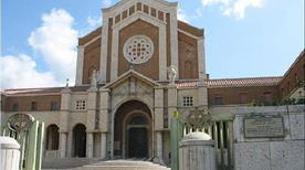 Chiesa di Santa Maria Goretti - >Latina