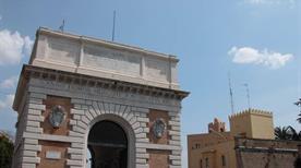 Porta San Pancrazio  - >Roma