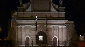 Porta San Francesco - >Parme