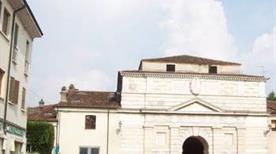 Porta Giulia Cittadella - >Mantova