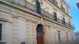 Palazzo Impellizzeri - >Noto