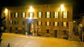 Palazzo Toschi Mosca - >Pesaro