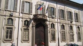 Palazzo Isimbardi  - >Milan