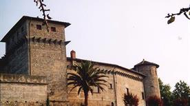 Castello di Monti - >Licciana Nardi