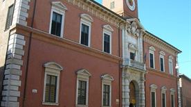 Palazzo Paradiso - >Ferrara