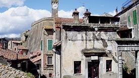 Torre dell'Orologio  e Masso Leopoldino - >Sorano