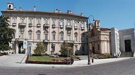 Municipio - >Pavia