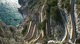 Spiaggia dell'Arsenale - >Capri