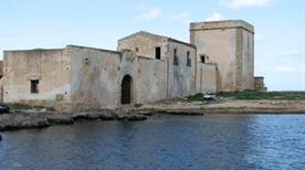 Torre dell' Orsa - >Cinisi
