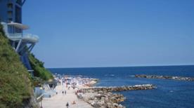 Spiaggia del Passetto Ascensore a mare - >Ancona