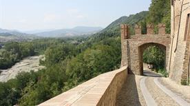 Porta di Sasso - >Castell'Arquato