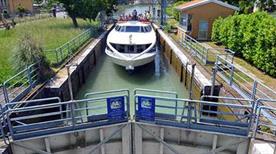 Conche di navigazione sul Brenta - >Stra'