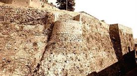 Castello di Crucoli - >Crucoli
