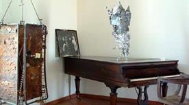 Biblioteca e Museo Civico - >Apice
