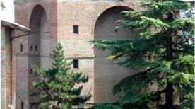 Torrione Farnese - >Castell'Arquato