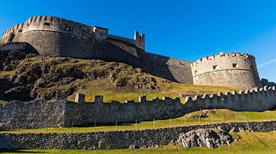 Castel Beseno - >Besenello