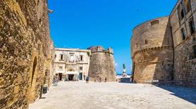 Castello Aragonese - >Otranto