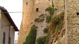 Castello Castiglione - >Castiglione Falletto