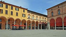 Piazza Matteotti - >Imola