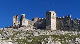 Castello di Avella Diroccato - >Avella