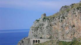 Torre dei Crivi - >Maratea
