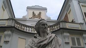 Museo Alfieriano - >Asti
