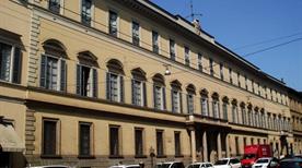 Palazzo Borromeo d'Adda - >Milan