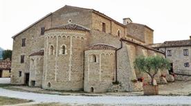 Raccolta di Sant'Urbano - >Apiro