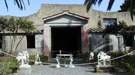 Casa dei Cervi - >Ercolano