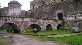 Castello di Carlo V - >Capua