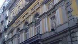 Teatro Bellini - >Naples