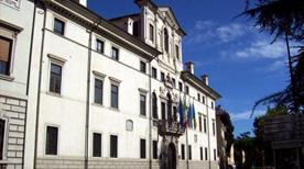 Palazzo Antonini Belgrado - >Udine
