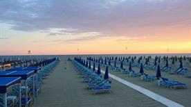Bagno Amelia - >Viareggio
