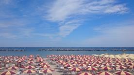 Bagno Paradiso - >Gatteo