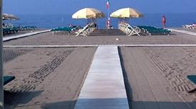 Bagno Raffaelli - >Forte dei Marmi