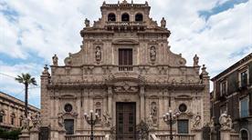 Basilica di S. Sebastiano - >Acireale