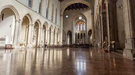 Basilica di San Lorenzo Maggiore - >Naples
