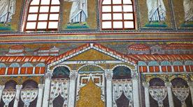 Basilica di Sant'Apollinare Nuovo - >Ravenna