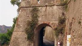 Forte San Giacomo - >Porto Azzurro